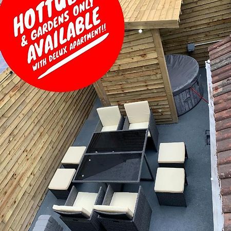 Albert Luxury Hottub & Jacuzzi Apartments Blackpool Eksteriør billede