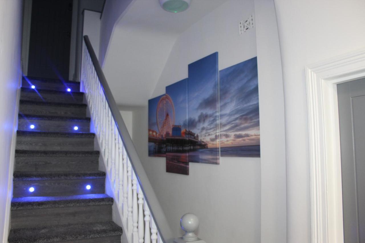 Albert Luxury Hottub & Jacuzzi Apartments Blackpool Eksteriør billede