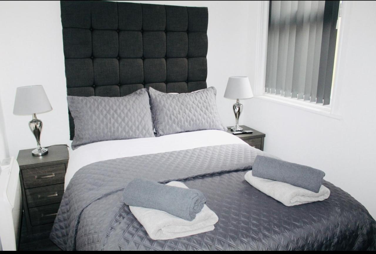 Albert Luxury Hottub & Jacuzzi Apartments Blackpool Eksteriør billede